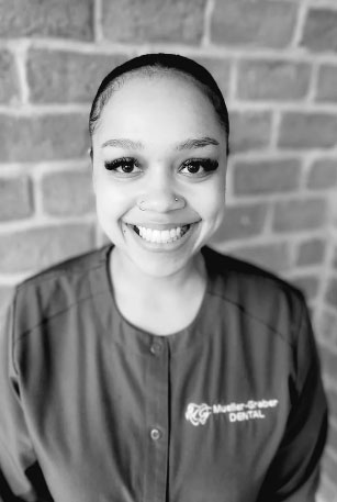 Jade - Dental Assistant